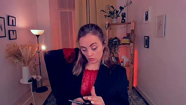 Snapshot of AdelaideRosabel chatting on 7, 1, 2025 AdelaideRosabel online show from 7, 1, 2025