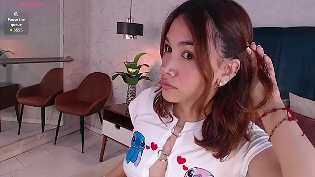 Snapshot of AdeleAndersonn chatting on 20, 9, 2025 AdeleAndersonn online show from 20, 9, 2025