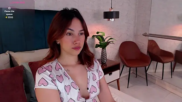 Snapshot of AdeleAndersonn chatting on 26, 10, 2025 AdeleAndersonn online show from 26, 10, 2025