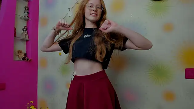 Fire Luna online show from 17, 9, 2025