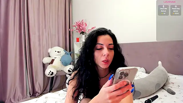 Snapshot of Shadow_Dance chatting on 17, 9, 2025 Shadow Dance online show from 17, 9, 2025