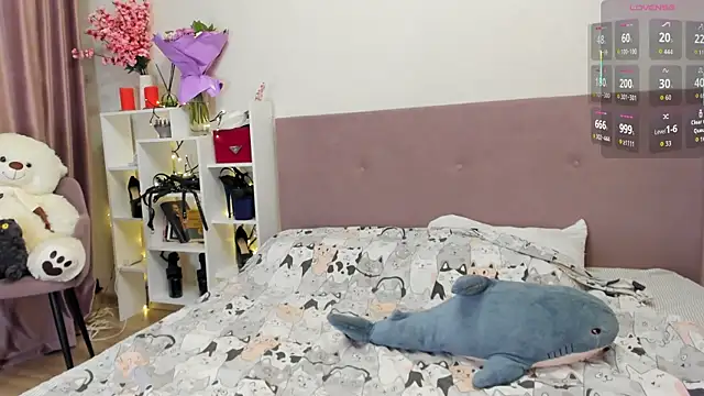 Snapshot of Shadow_Dance chatting on 25, 9, 2025 Shadow Dance online show from 25, 9, 2025