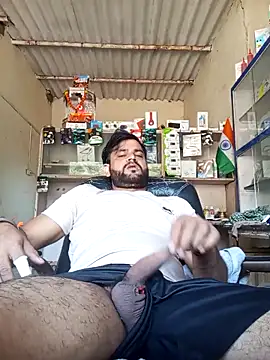 Snapshot of Priynkarani chatting on 22, 12, 2025 Priynkarani online show from 22, 12, 2025