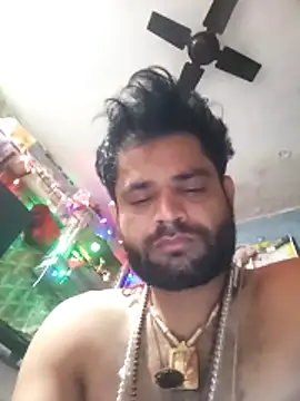 Snapshot of Priynkarani chatting on 23, 12, 2025 Priynkarani online show from 23, 12, 2025