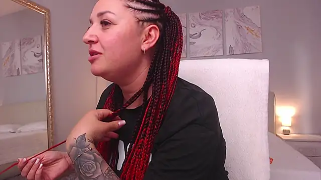 Amy--Samy online show from 10, 5, 2026