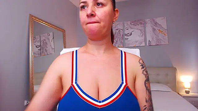 Amy--Samy online show from 9, 6, 2026