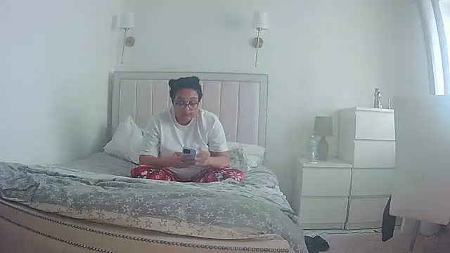 vanilla chocolate23 online show from 23, 2, 2026