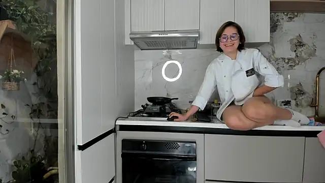 Snapshot of Hellen_coy chatting on 9, 2, 2025 Hellen coy online show from 9, 2, 2025