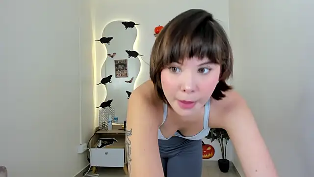 Hellen coy online show from 29, 10, 2025