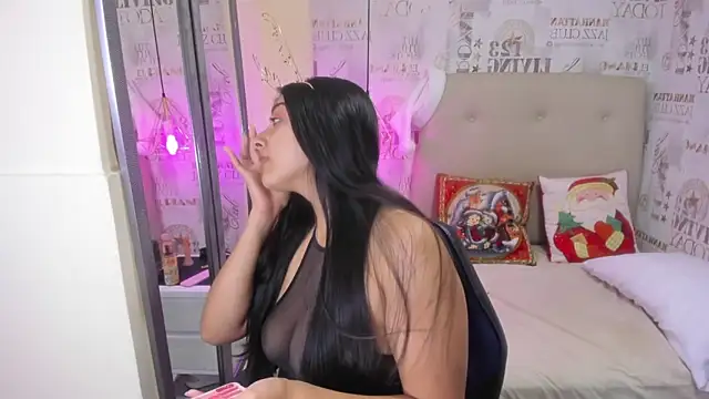 Alyssapark online show from 13, 12, 2024