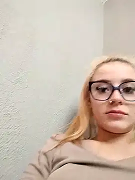 lexybabyxo online show from 2, 2, 2026