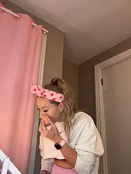 lexybabyxo online show from 14, 5, 2026