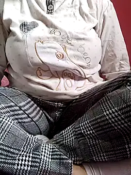 Snapshot of 3ahhd chatting on 6, 3, 2025 3ahhd online show from 6, 3, 2025
