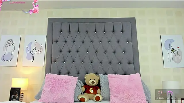 Snapshot of JoslinEvans chatting on 10, 1, 2025 JoslinEvans online show from 10, 1, 2025