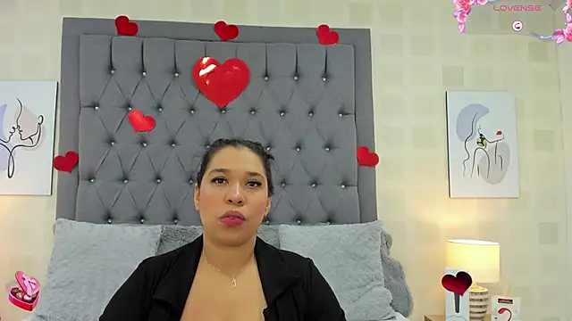 Snapshot of JoslinEvans chatting on 15, 2, 2025 JoslinEvans online show from 15, 2, 2025