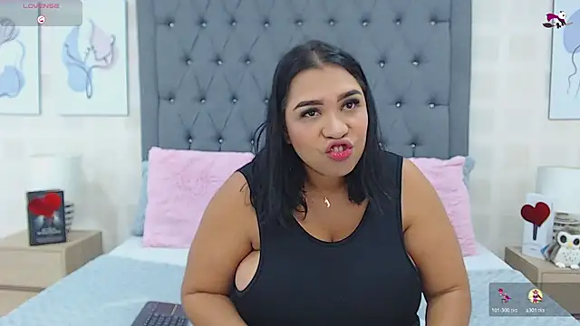 Snapshot of JoslinEvans chatting on 24, 10, 2025 JoslinEvans online show from 24, 10, 2025