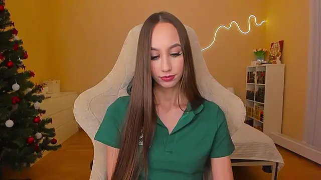 Snapshot of your_emily_ chatting on 22, 1, 2025 your emily online show from 22, 1, 2025