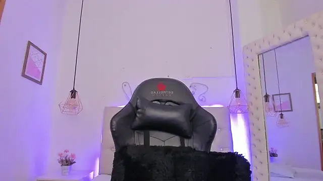 Zoeth Ruiz online show from 11, 3, 2025