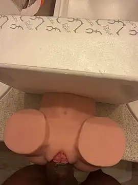 MaterialGolan online show from 8, 4, 2026