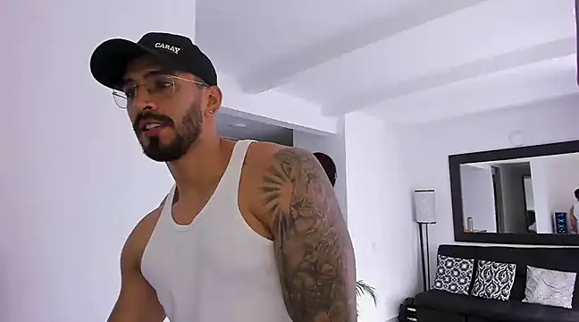 Snapshot of tony_muscle chatting on 16, 3, 2025 tony muscle online show from 16, 3, 2025