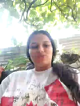 Snapshot of girl_milk1 chatting on 2, 2, 2025 girl milk1 online show from 2, 2, 2025