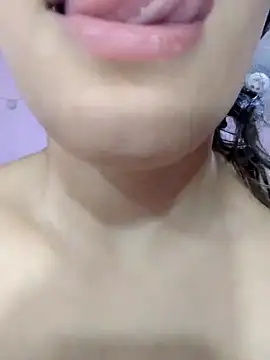 Snapshot of girl_milk1 chatting on 8, 2, 2025 girl milk1 online show from 8, 2, 2025