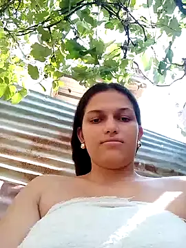 Snapshot of girl_milk1 chatting on 16, 2, 2025 girl milk1 online show from 16, 2, 2025