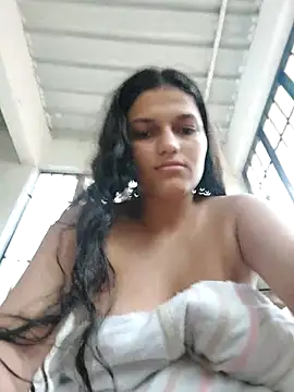 Snapshot of girl_milk1 chatting on 25, 2, 2025 girl milk1 online show from 25, 2, 2025