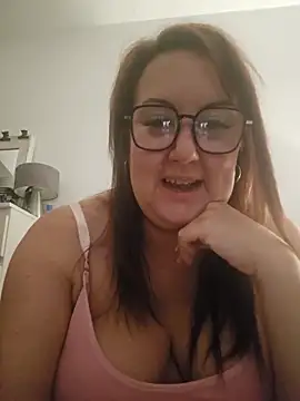 Bekahblows online show from 19, 11, 2025