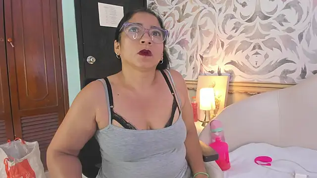 Snapshot of mature_bigass__ chatting on 19, 3, 2026 mature bigass online show from 19, 3, 2026