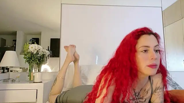 Snapshot of Borbala_Iggy chatting on 16, 11, 2025 Borbala Iggy online show from 16, 11, 2025