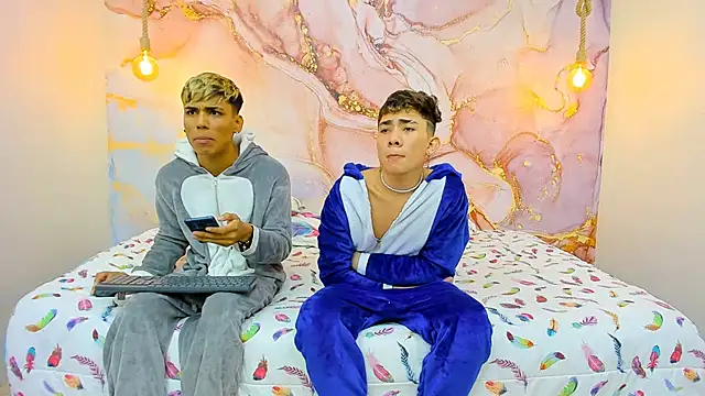 StrawwBoys online show from 14, 12, 2024