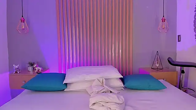 mary suarez online show from 17, 2, 2025