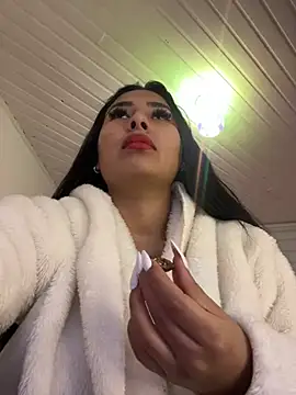 Snapshot of Anily_Lovely chatting on 5, 1, 2025 Anily Lovely online show from 5, 1, 2025
