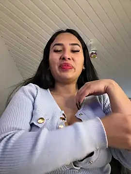 Snapshot of Anily_Lovely chatting on 2, 2, 2025 Anily Lovely online show from 2, 2, 2025