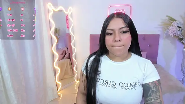 kendra tay online show from 27, 11, 2025