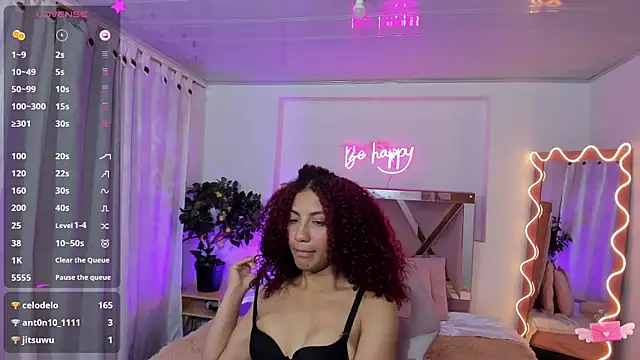 Snapshot of Daphnne_tay chatting on 13, 2, 2025 Daphnne tay online show from 13, 2, 2025