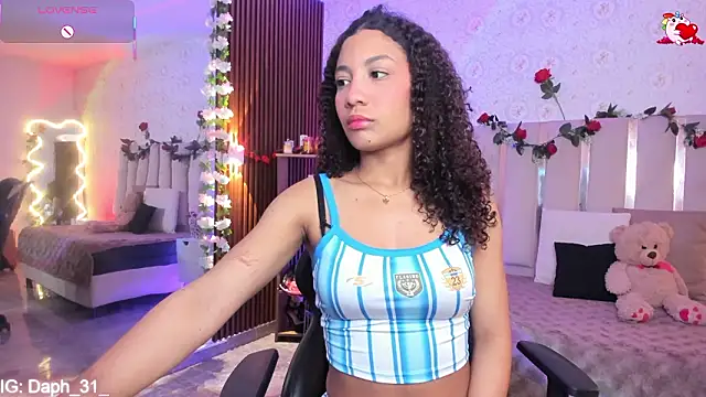 Daphnne tay online show from 18, 3, 2026