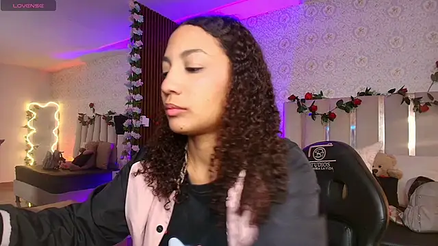 Daphnne tay online show from 20, 3, 2026