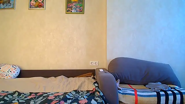 Snapshot of Brionia chatting on 27, 6, 2026 Brionia online show from 27, 6, 2026