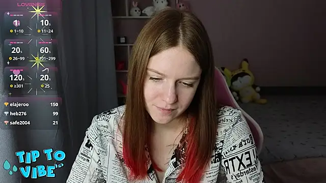 Snapshot of CassieJuice69 chatting on 10, 12, 2024 CassieJuice69 online show from 10, 12, 2024