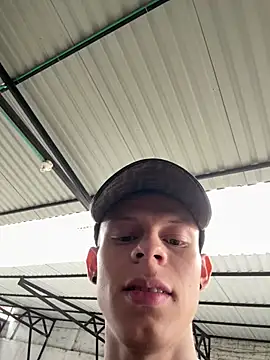 Daddyrich 632 online show from 3, 5, 2026