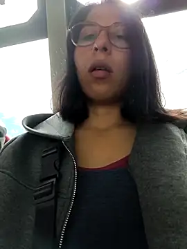 MirandaSingle online show from 9, 6, 2026