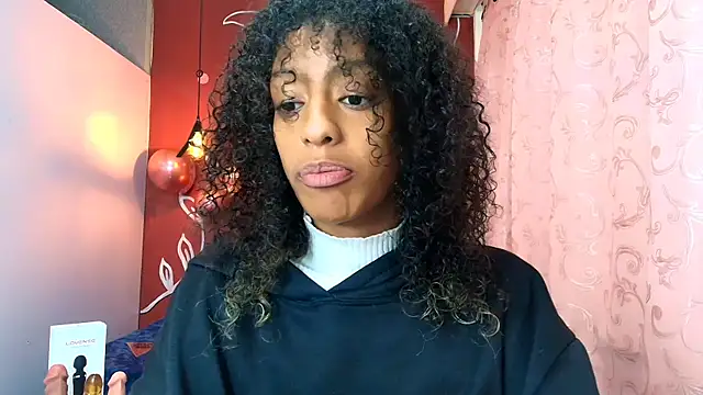 Zia Green online show from 25, 1, 2025