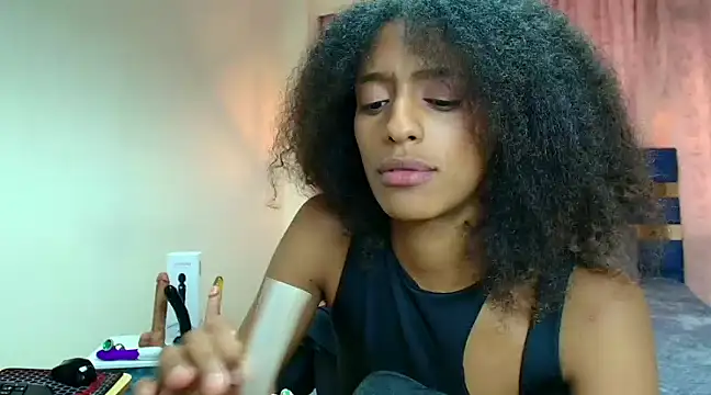 Zia Green online show from 17, 2, 2025