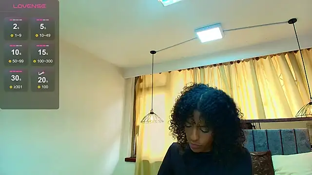 Zia Green online show from 3, 3, 2025