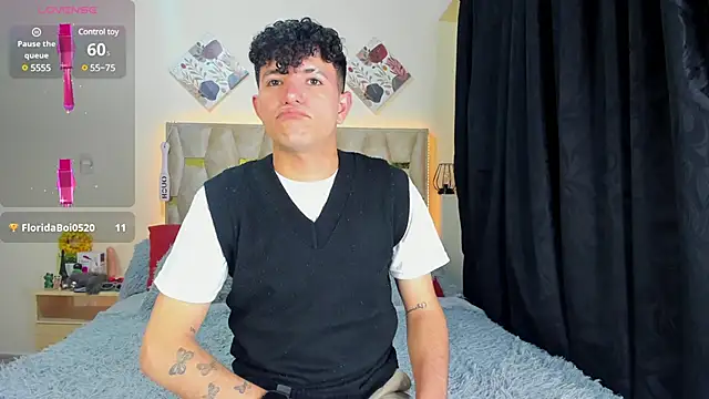 Snapshot of patrick_sanzz chatting on 25, 2, 2025 patrick sanzz online show from 25, 2, 2025