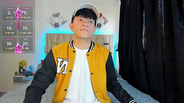 Snapshot of patrick_sanzz chatting on 25, 2, 2025 patrick sanzz online show from 25, 2, 2025