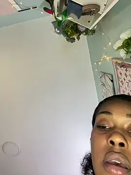 ebonycatlisaaaalime online show from 18, 5, 2026