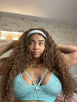 Snapshot of pamela_west chatting on 20, 11, 2025 pamela west online show from 20, 11, 2025